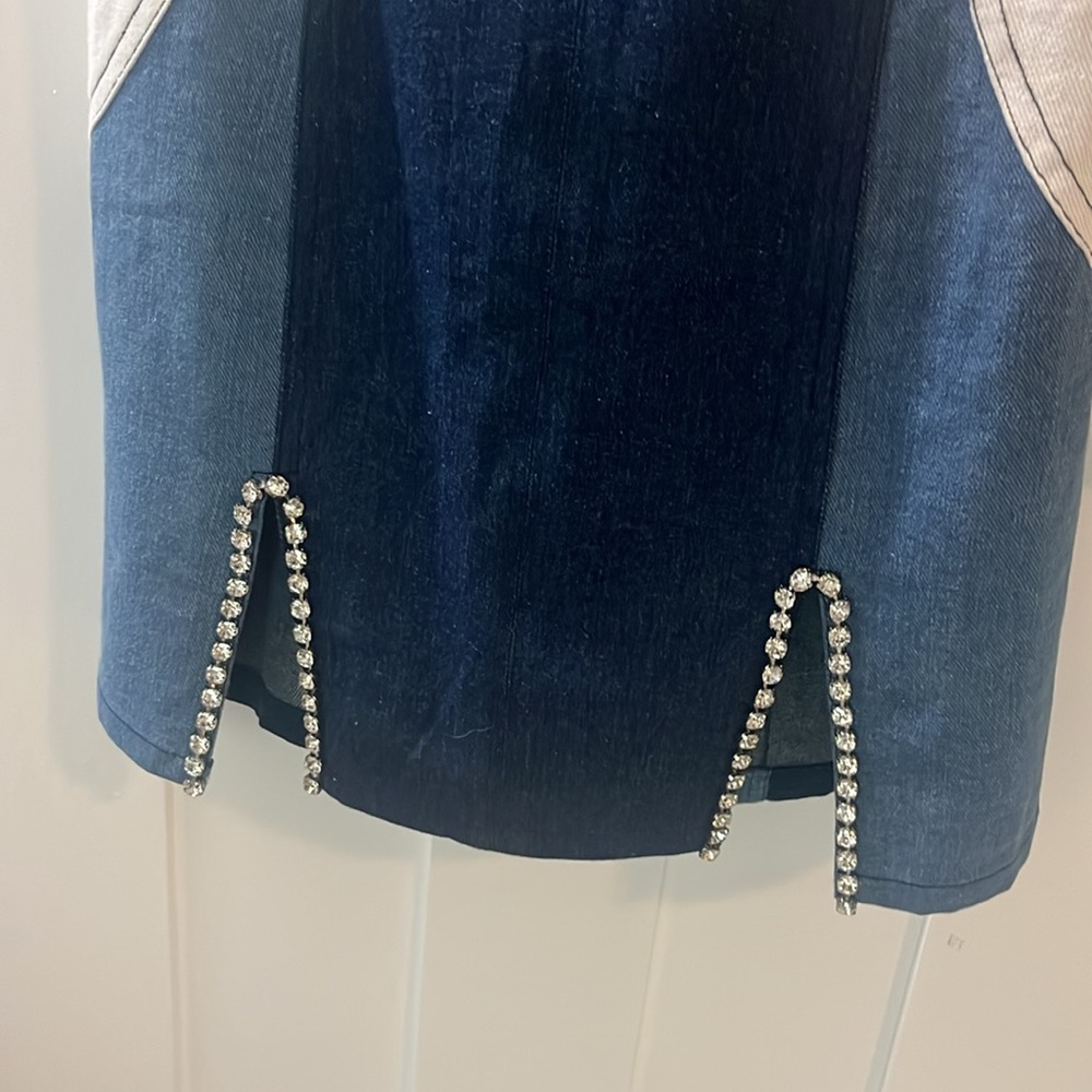 Denim mini dress rhinestone detail - Picture 4 of 5